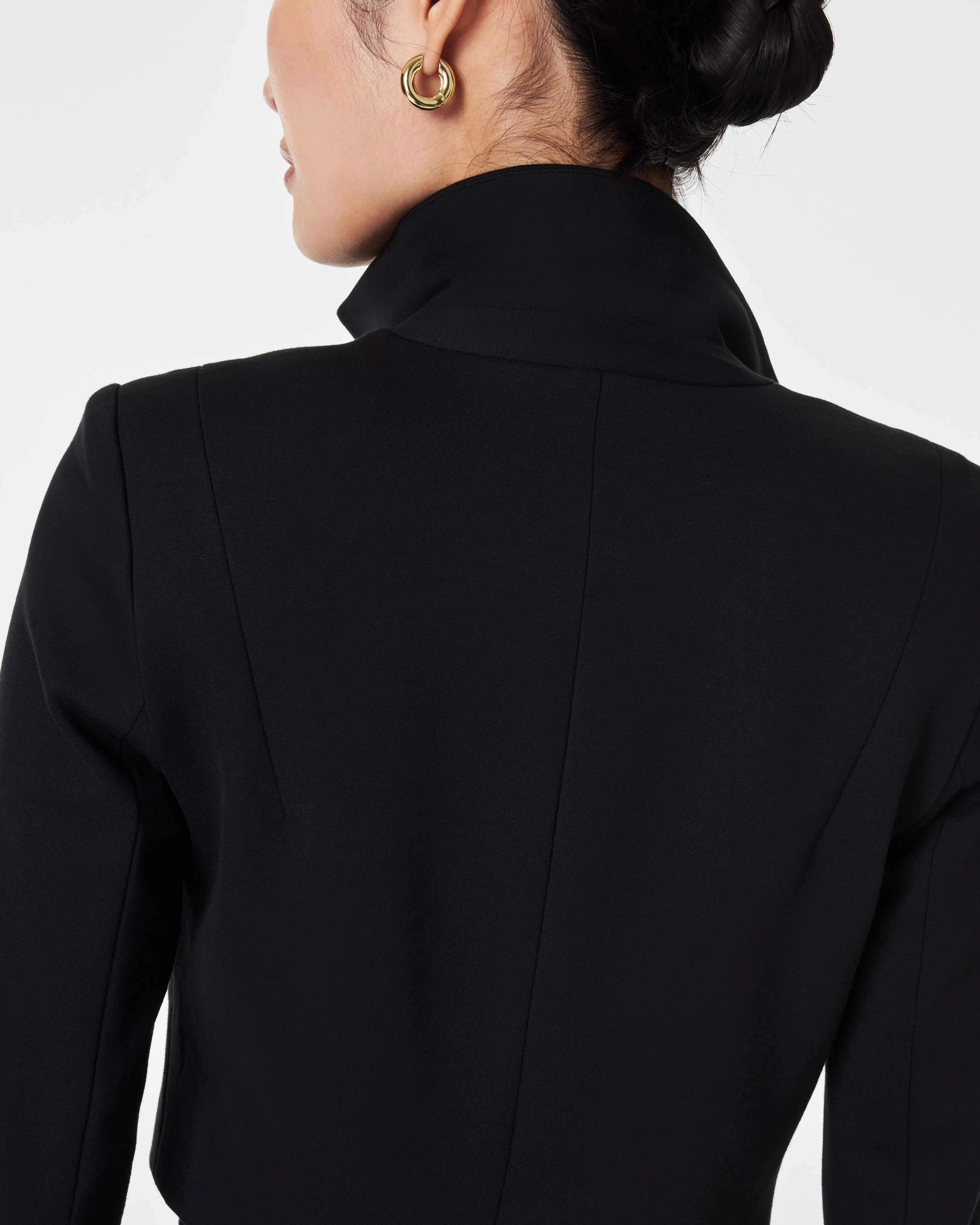 The Perfect Cropped Blazer