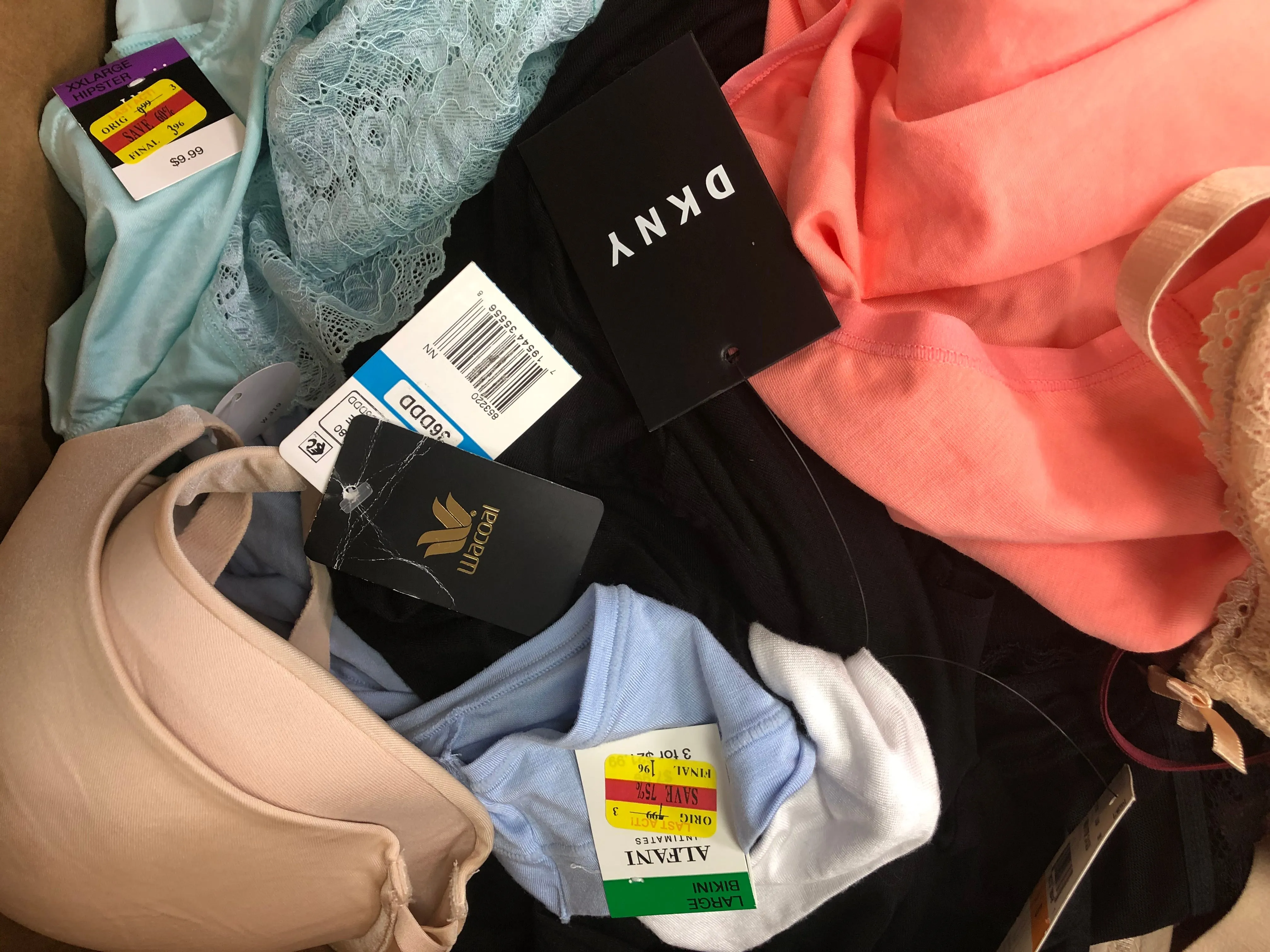 Women's Intimate Calvin Klein, DKNY, Hanes, INC, Jockey & More, 114 Units, Shelf Pulls, MSRP $3,172.