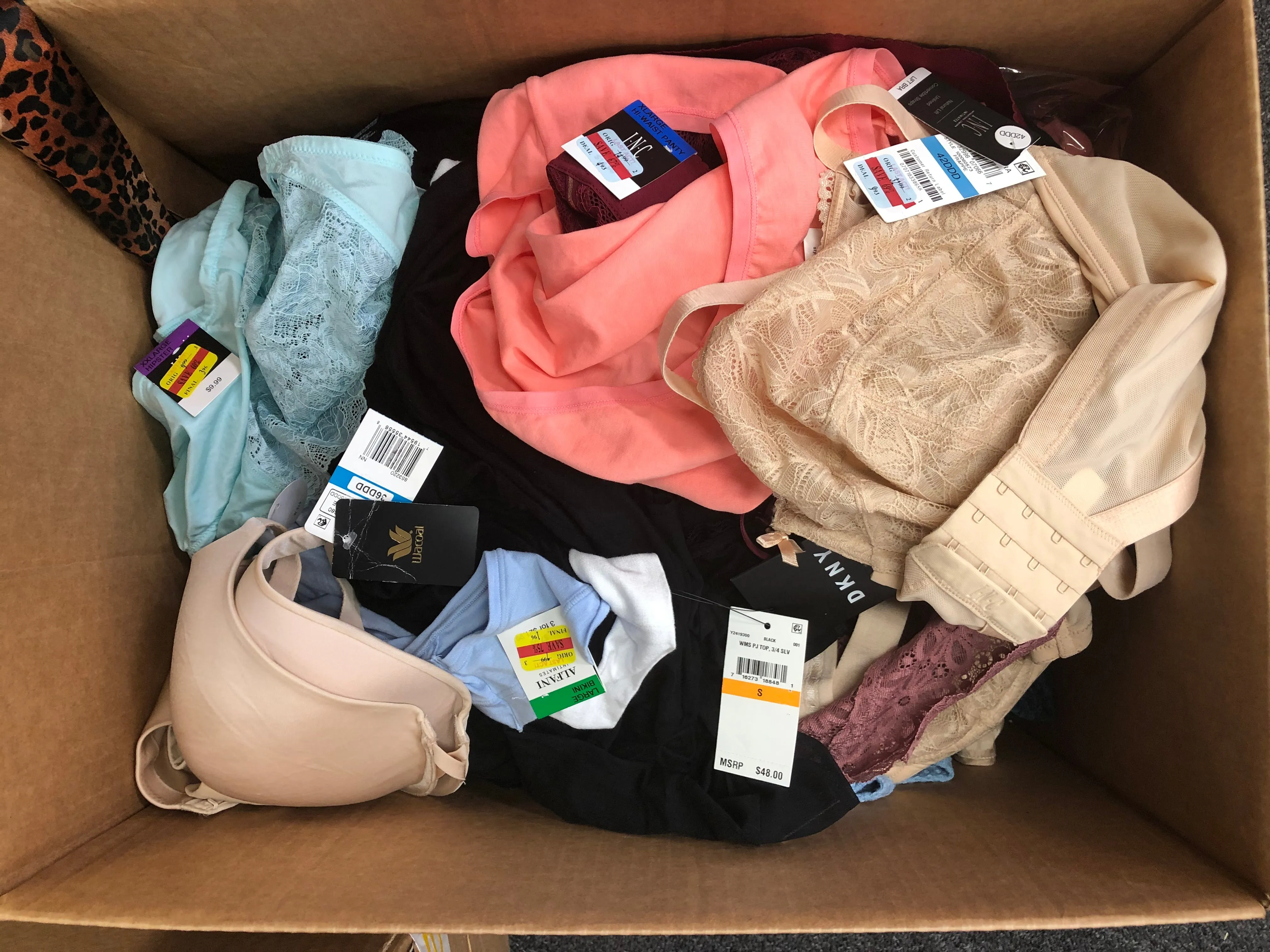 Women's Intimate Calvin Klein, DKNY, Hanes, INC, Jockey & More, 114 Units, Shelf Pulls, MSRP $3,172.